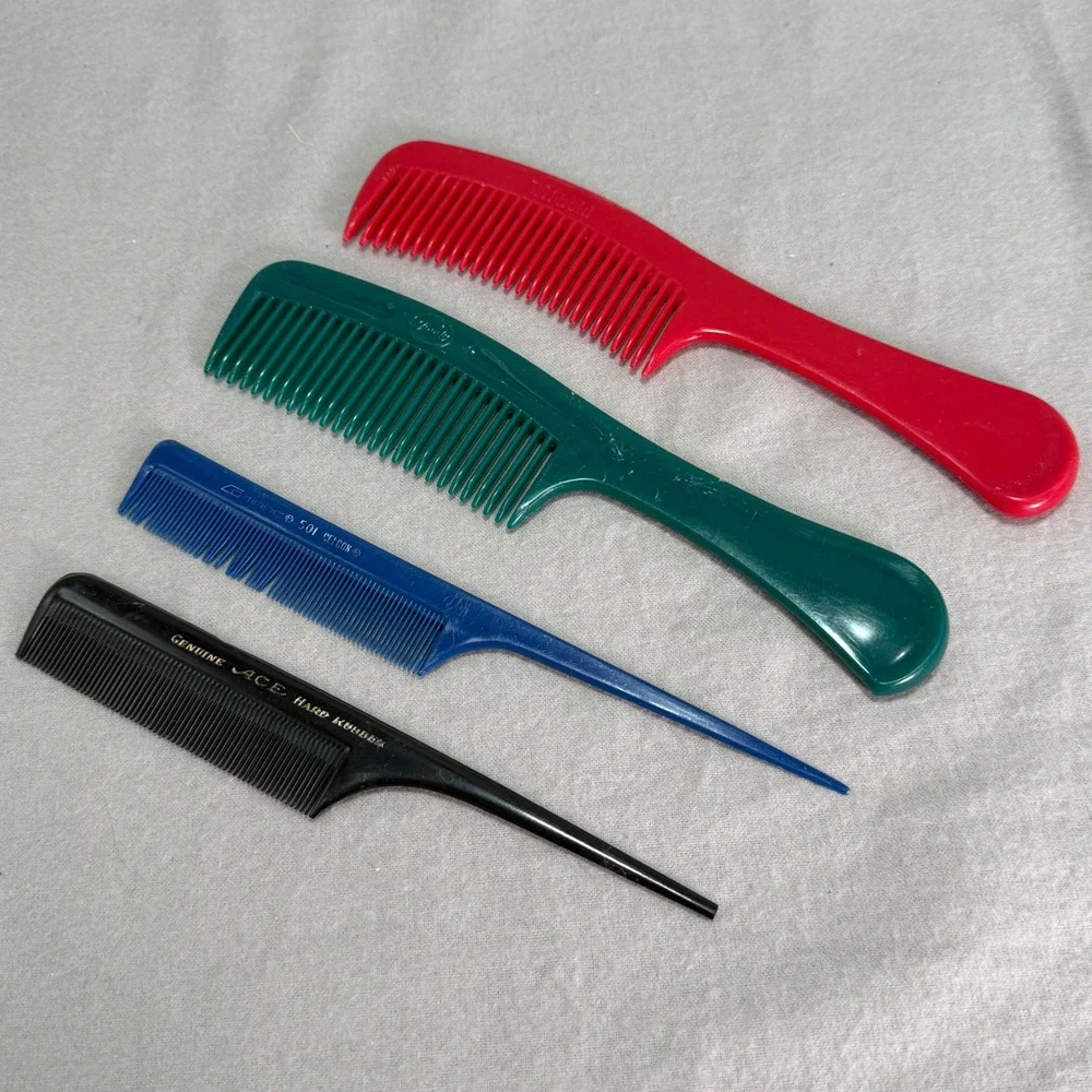 VTG Hair Comb Lot of 4 Genuine Ace Hard Rubber Comare 501 Celcon, Goody Wilhold